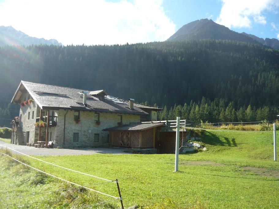 Chalet Rustico Bertolini Per Gruppi! Villa Vermiglio Exterior photo